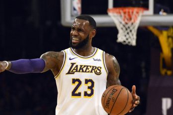 Nouveau record pour LeBron et fin de série pour Harden